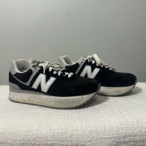 New Balance 574 Platform Sneakers Black White Size 10 Athletic Shoes